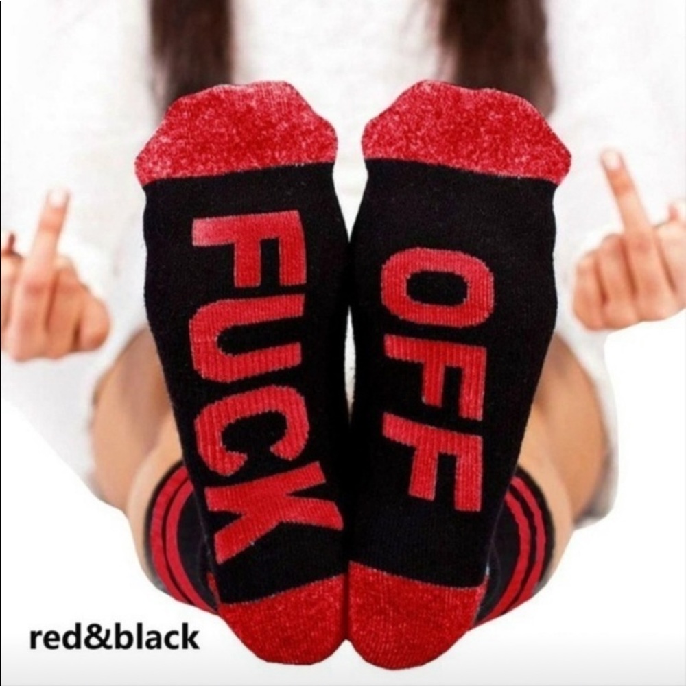 🤣NOVELTY SOCKS RED/BLACK